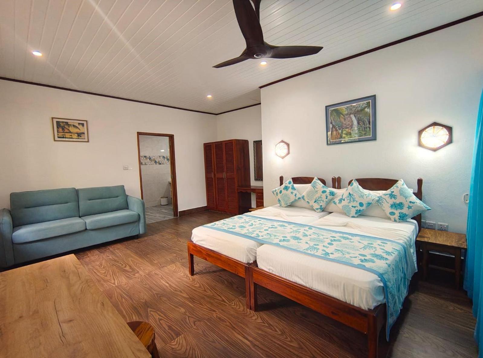 The Islander Hotel Grand Anse  Ngoại thất bức ảnh